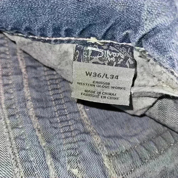 Silver Jeans Co Men's jeans size 36waist, length‎ hemmed,  distressed, dark wash - Picture 9 of 9